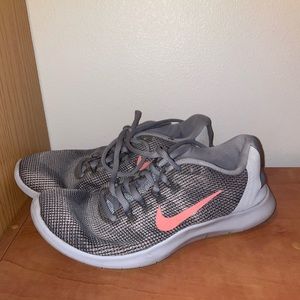 Nike Flex Tennis Shoe
